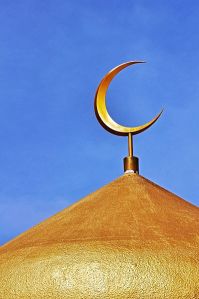 golden_crescent_moon
